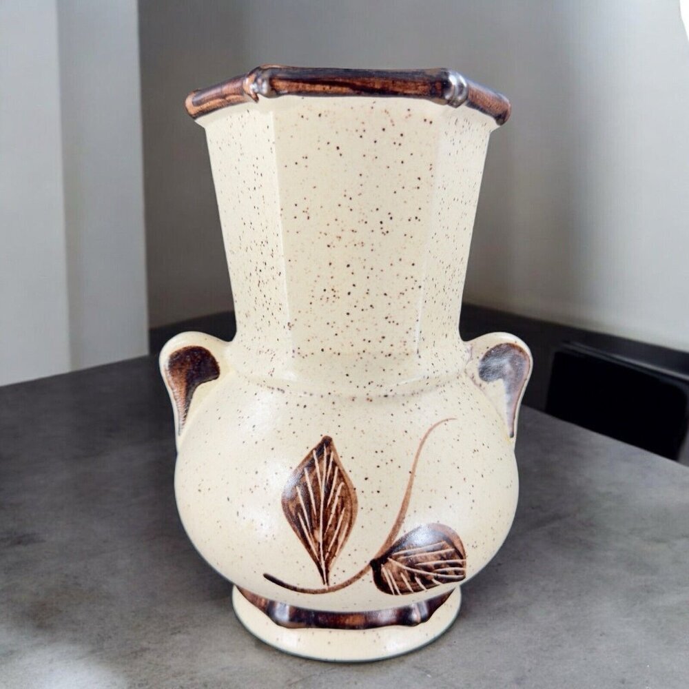 USA Pottery Hand Made Vase Vessel With‎ Brown Speckled Glaze Marked P Vintage